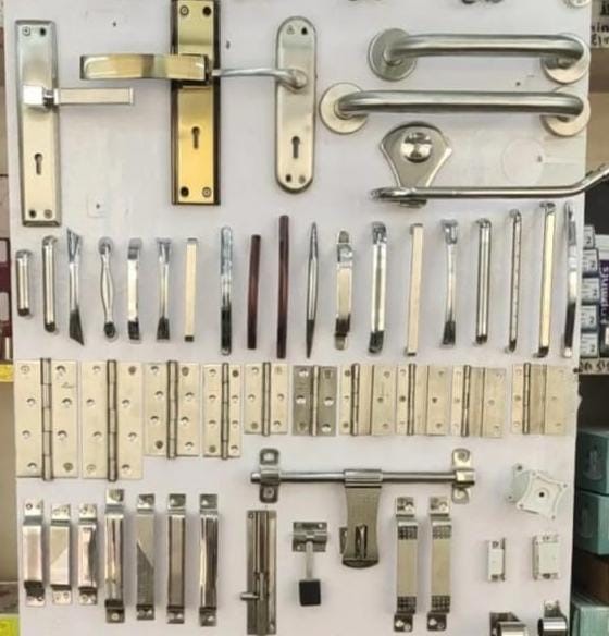 DOOR HINGES, LOCKER DOOR HANDEL